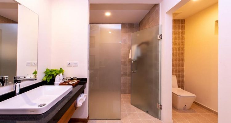 Premier Suite Twin 4