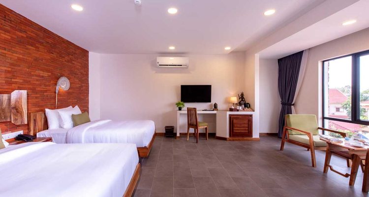 Premier Suite Twin 6